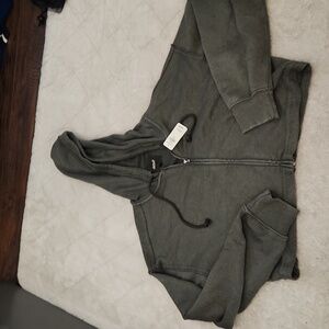 Aerie Beach party cropped hoodie